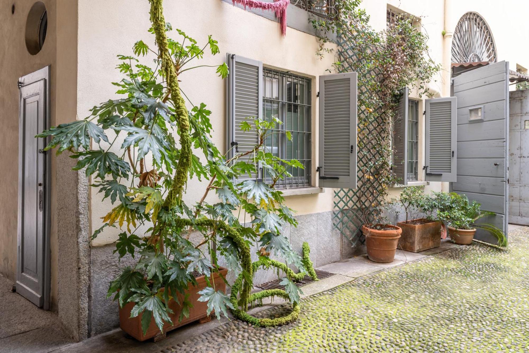 Nerino House, Elegante E Tranquillo Appartamento A 5 Minuti Dal Duomo Milão Exterior foto