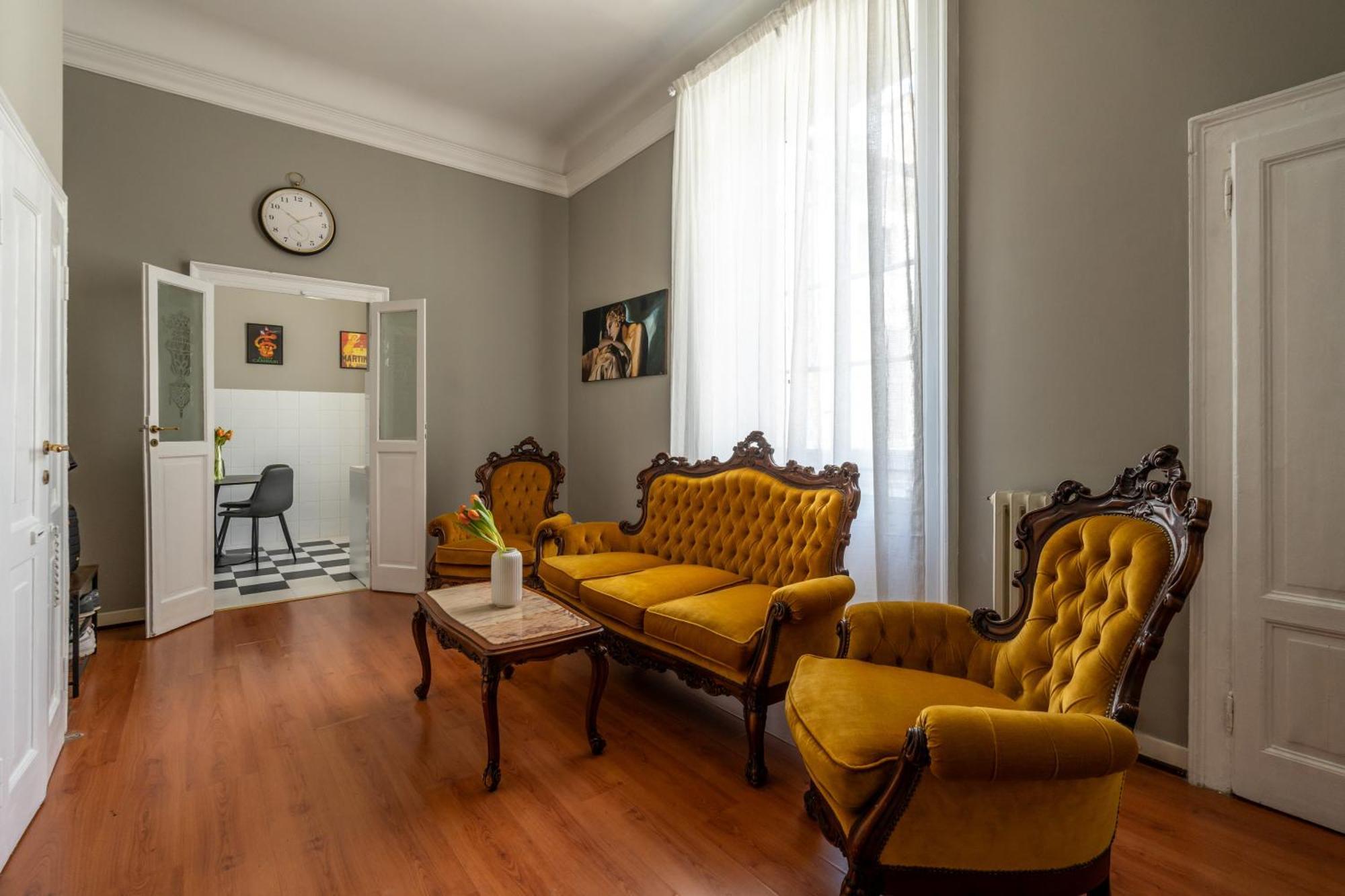 Nerino House, Elegante E Tranquillo Appartamento A 5 Minuti Dal Duomo Milão Exterior foto