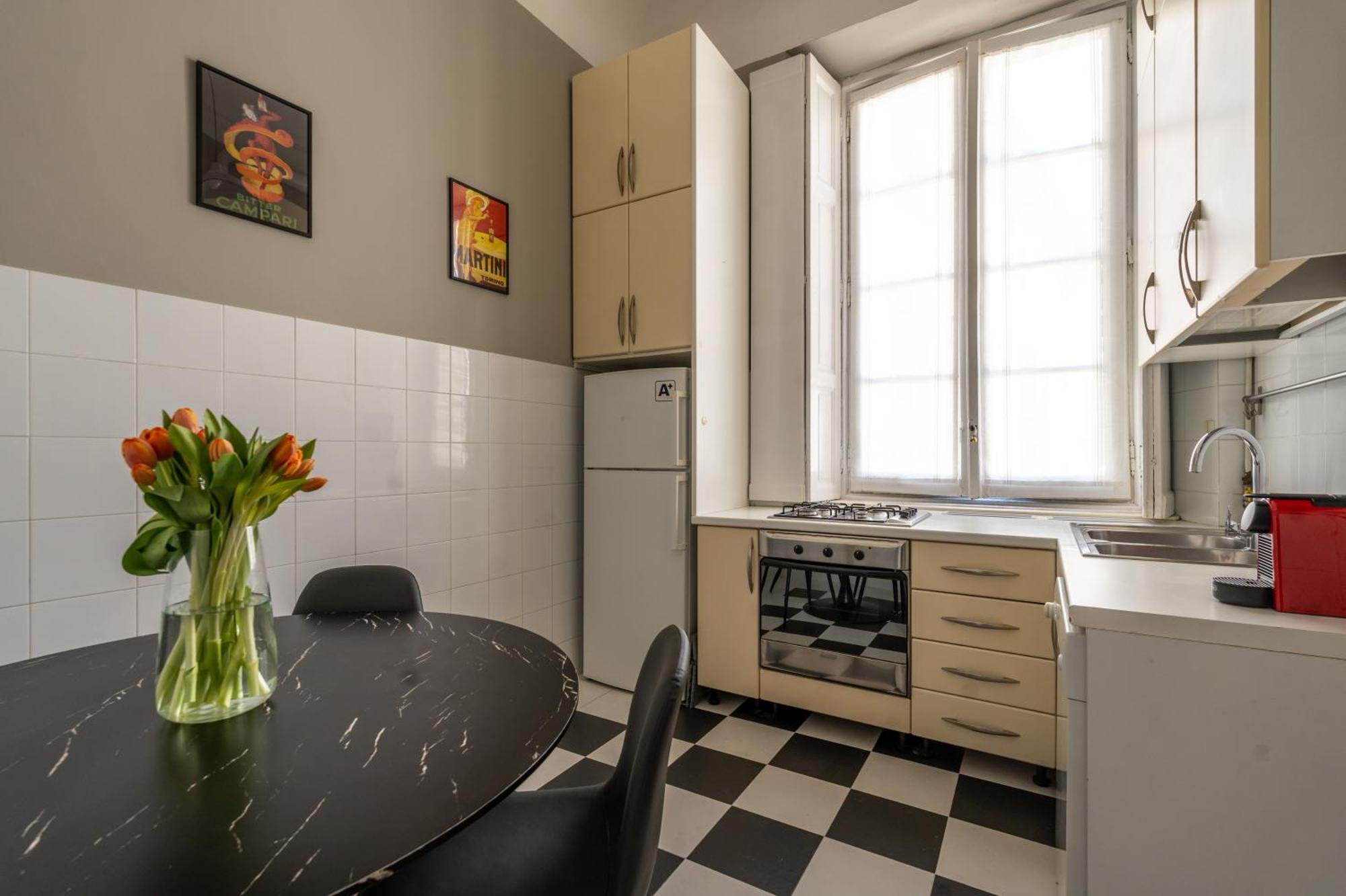 Nerino House, Elegante E Tranquillo Appartamento A 5 Minuti Dal Duomo Milão Exterior foto